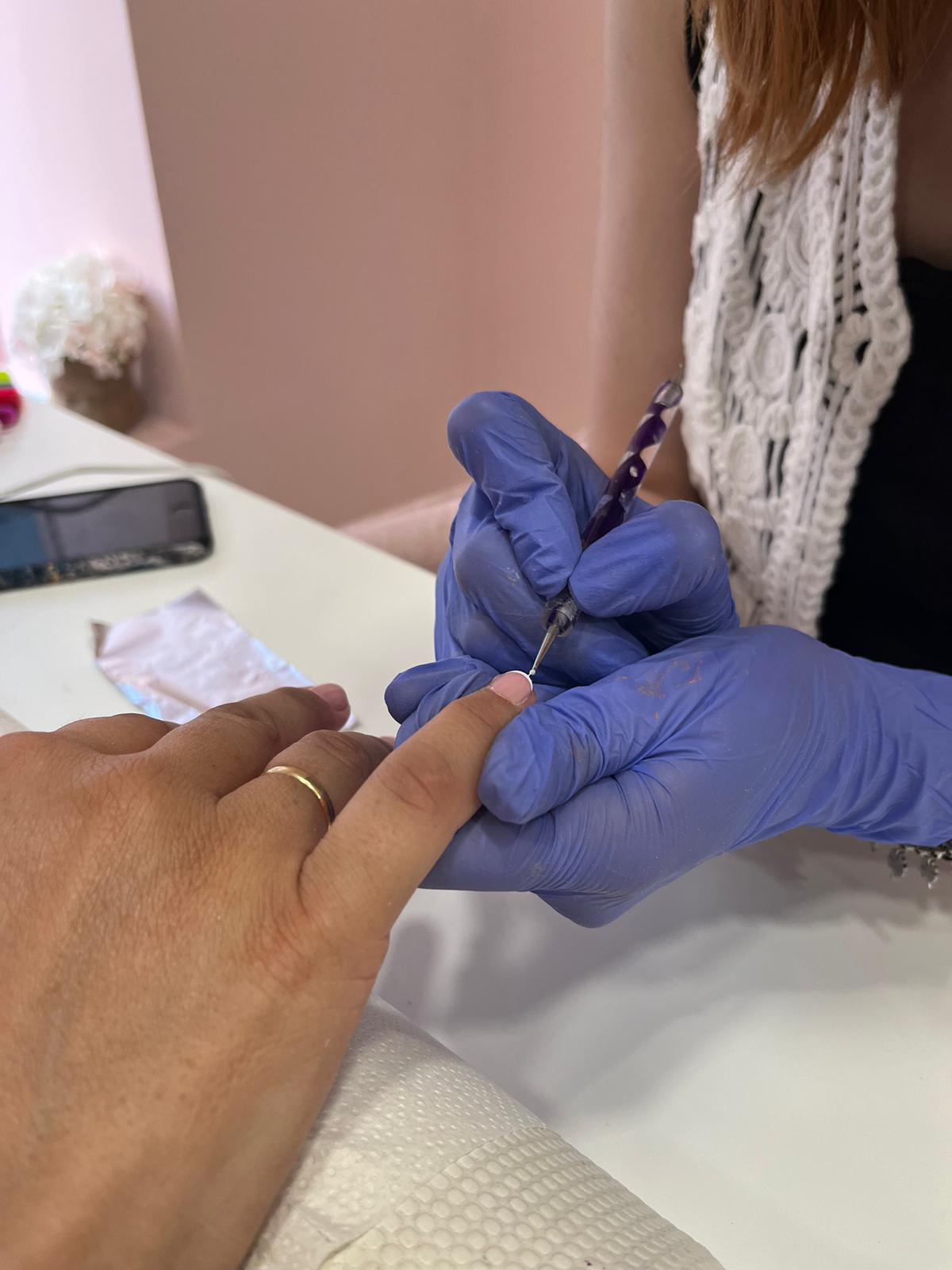 Manicura profesional en Andrea Nails